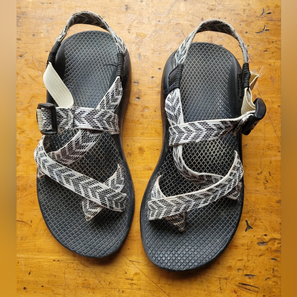 Chaco Sandals Womens 7